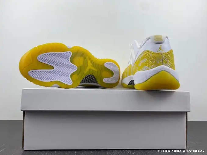 Official Maikesneakers AH7860-107 11 WMNS Low Air Snakeskin Yellow Jordan 0402